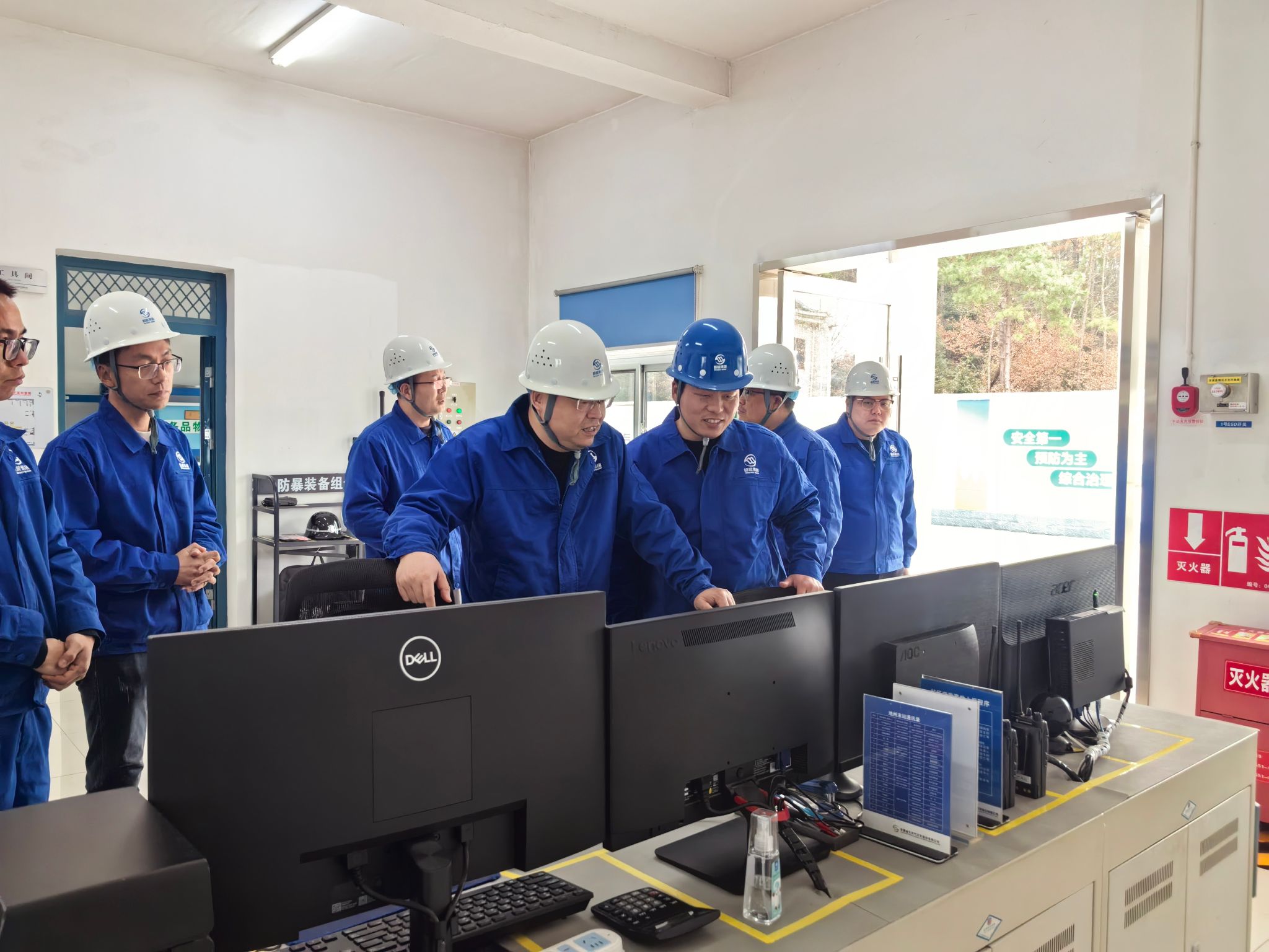 E1F2C37ED01A3B7F9F54B4B8D9A_4D4BDB49_49C0D